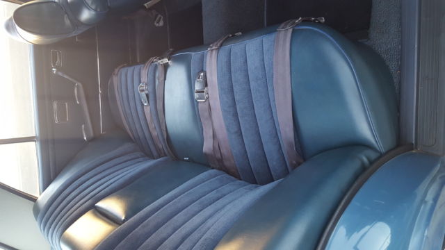 1971 White Mercedes-Benz 200-Series Sedan