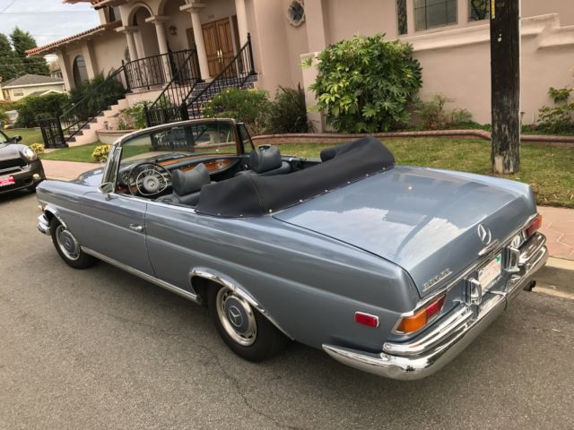 1970 Steel Blue Mercedes-Benz 200-Series Convertible