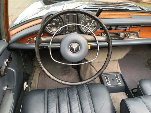 1970 Steel Blue Mercedes-Benz 200-Series Convertible