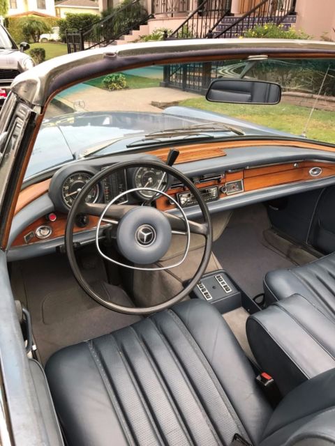 1970 Steel Blue Mercedes-Benz 200-Series Convertible