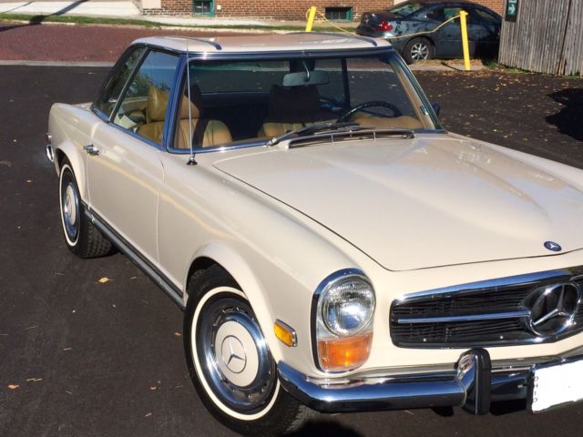 1970 Beige Mercedes-Benz SL-Class Convertible