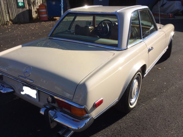 1970 Beige Mercedes-Benz SL-Class Convertible