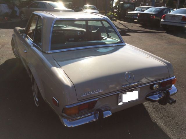 1970 Beige Mercedes-Benz SL-Class Convertible