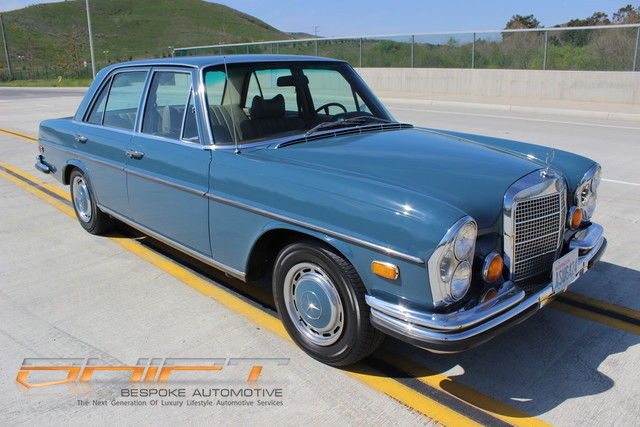 1970 Blue Mercedes-Benz 200-Series Sedan