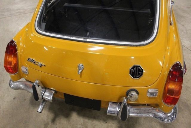 1970 -- MG MGB Coupe