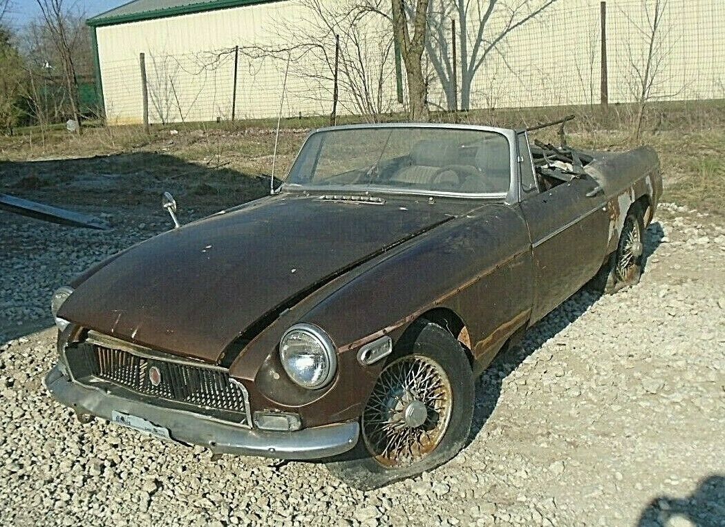 1970 Brown MG MGB Convertible