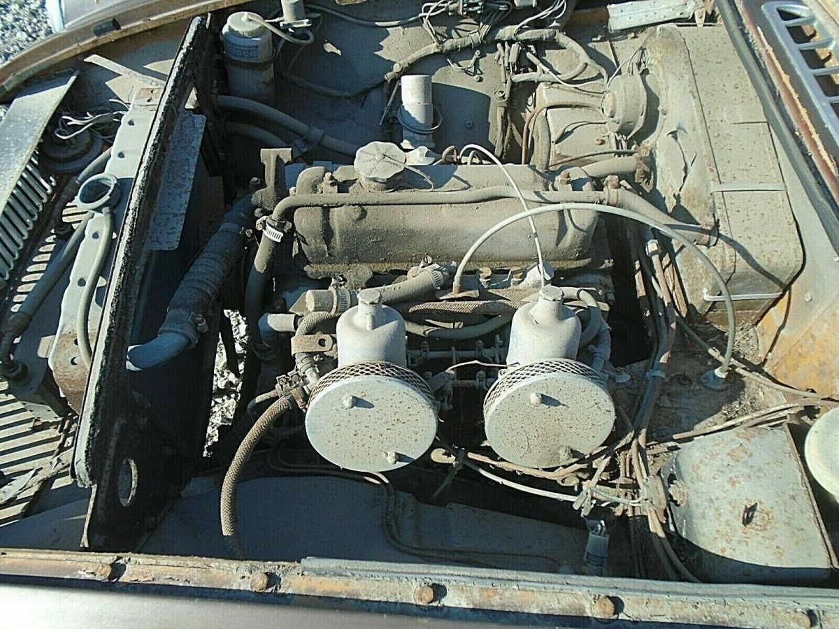 1970 Brown MG MGB Convertible