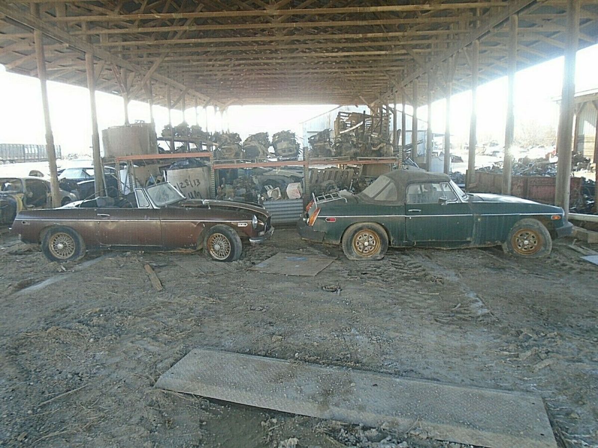 1970 Brown MG MGB Convertible