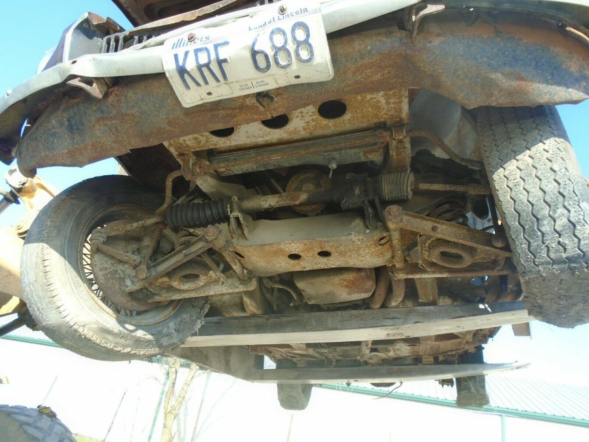 1970 Brown MG MGB Convertible