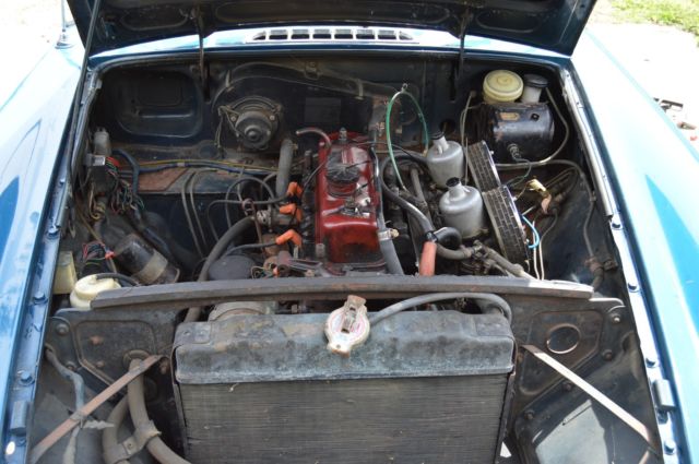 1970 Blue MG MGB Convertible