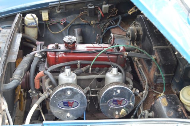1970 Blue MG MGB Convertible