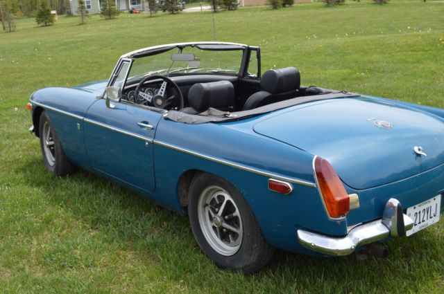 1970 Blue MG MGB Convertible