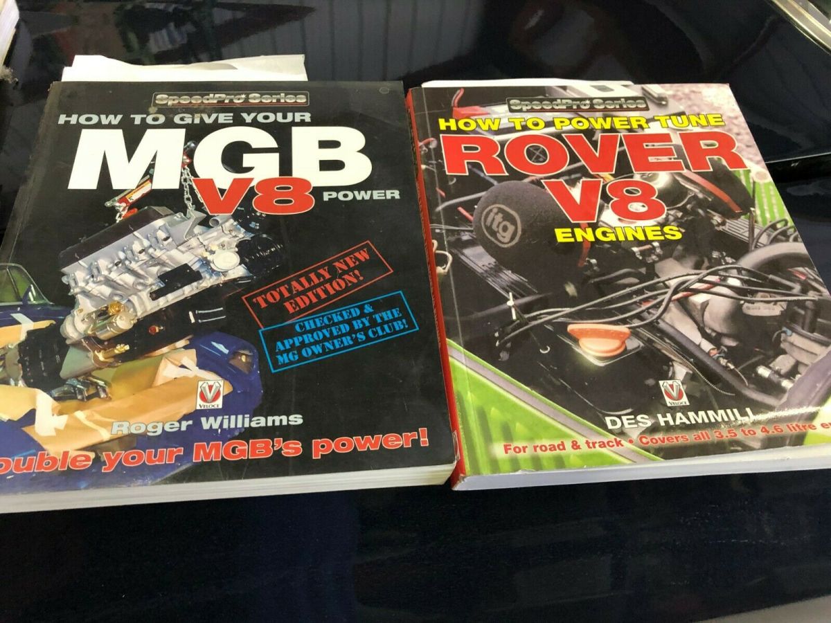 1970 Red MG MGB Convertible