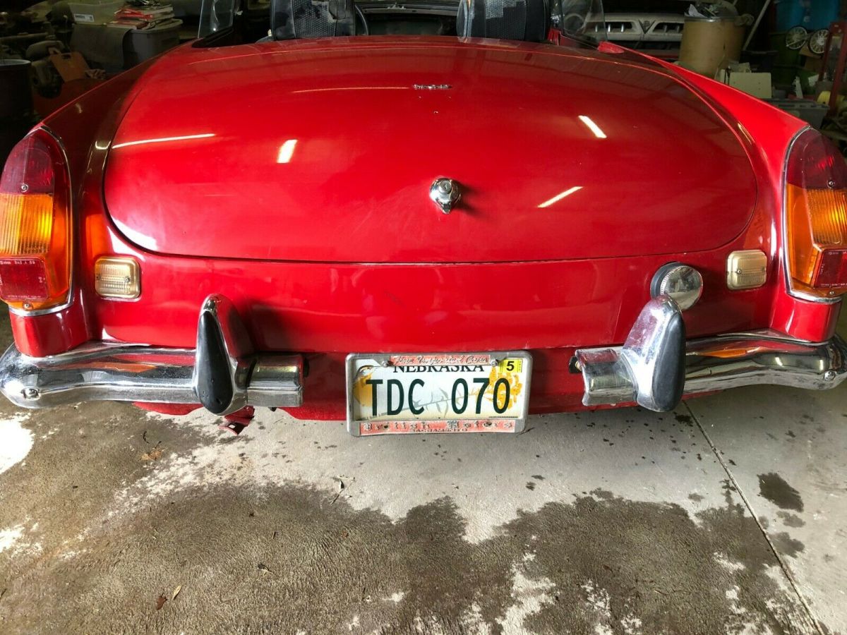1970 Red MG MGB Convertible