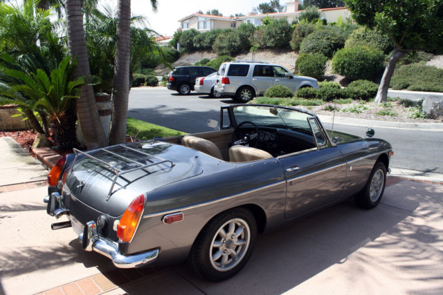 1970 Gunmetal Pearl MG MGB Convertible