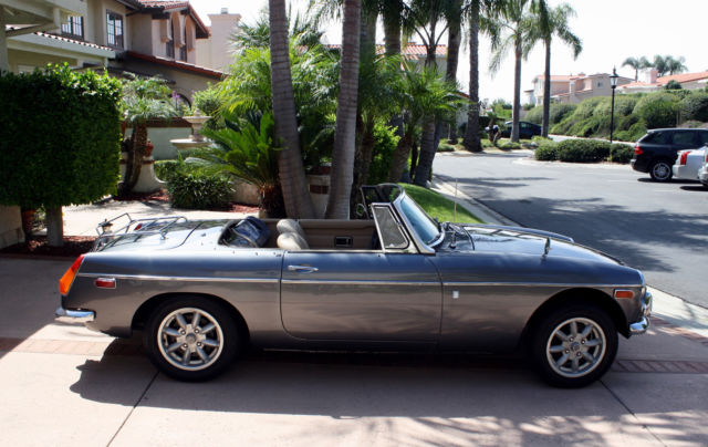 1970 Gunmetal Pearl MG MGB Convertible