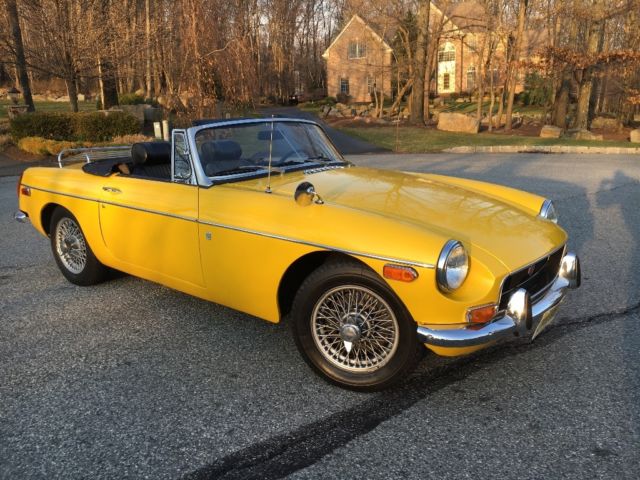 1970 Green MG MGB Convertible