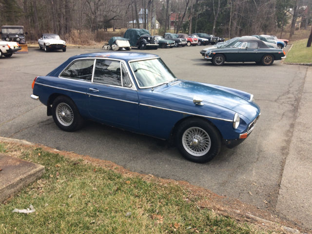 1970 Blue MG MGB Coupe