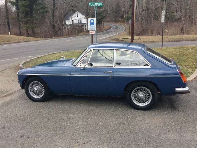 1970 Blue MG MGB Coupe