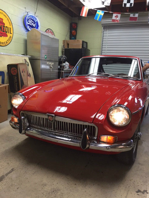 1970 Red MG MGB Fastback