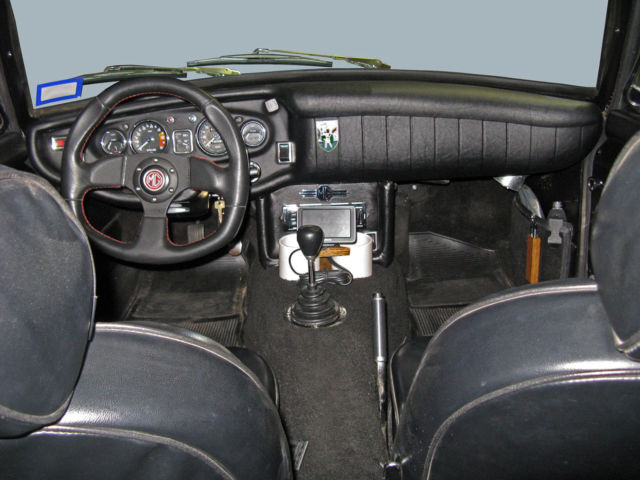 1970 White MG MGB Coupe