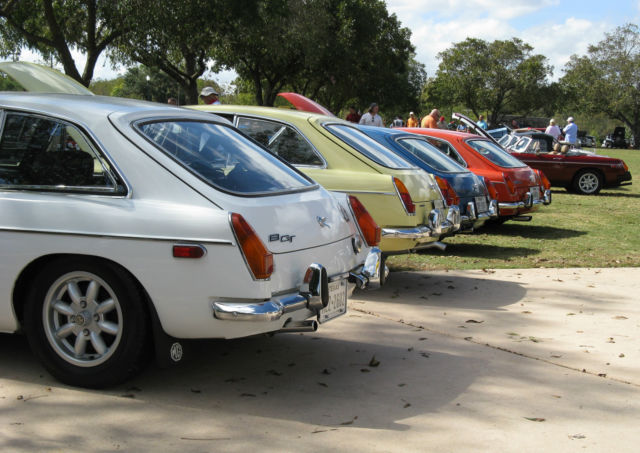 1970 White MG MGB Coupe