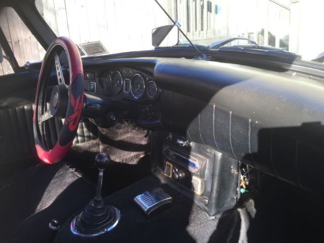 1970 Red MG MGB Convertible