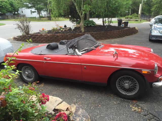 1970 Red MG MGB Convertible