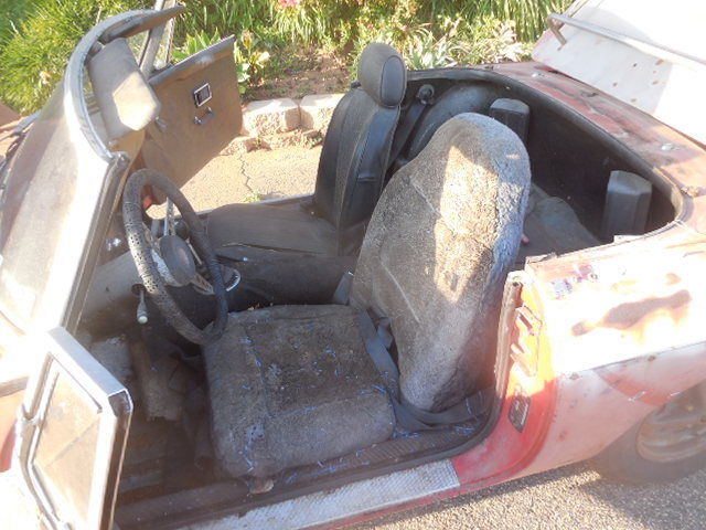 1970 Red MG MGB Convertible