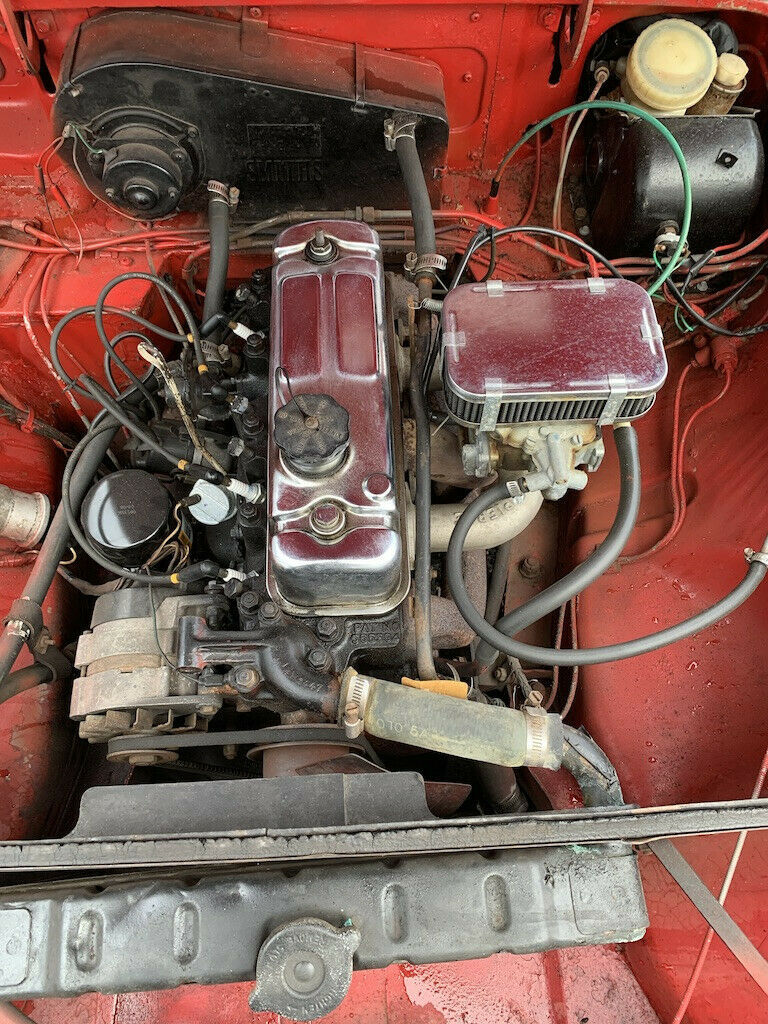 1970 Red MG MGB Convertible