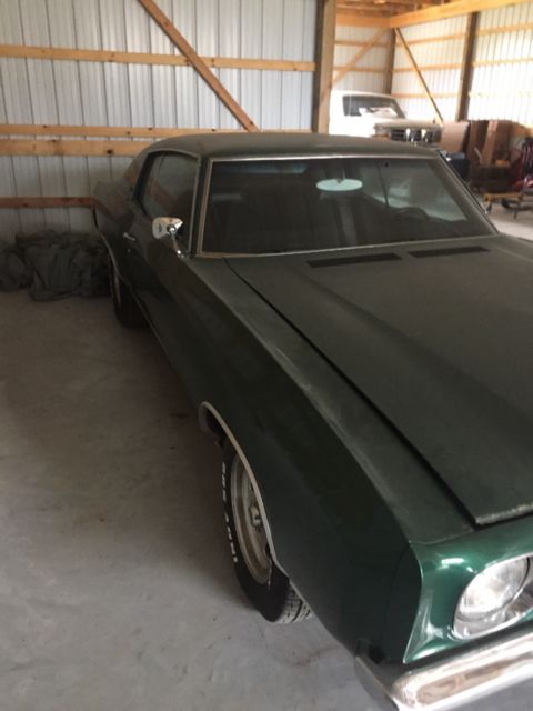 1970 Green Chevrolet Monte Carlo