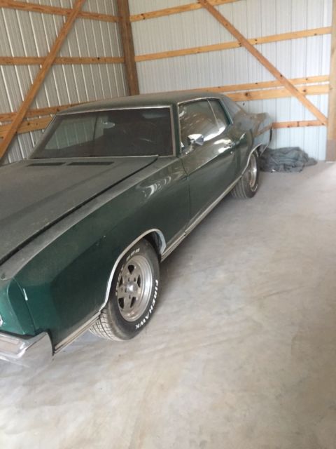1970 Green Chevrolet Monte Carlo