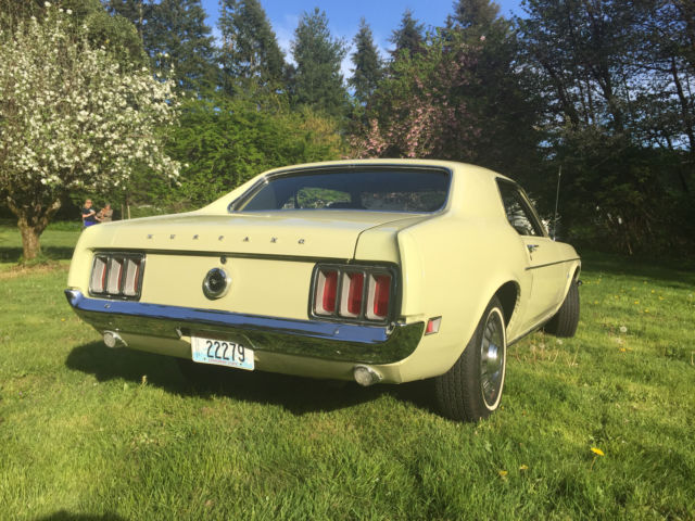 1970 Yellow Ford Mustang Coupe