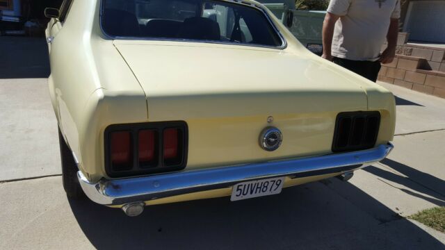1970 Light Yellow Ford Mustang Coupe