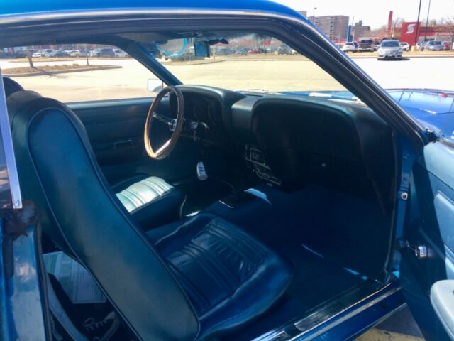 1970 Blue Ford Mustang Fastback