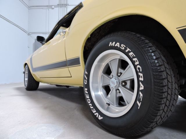 1970 Yellow Ford Mustang Coupe