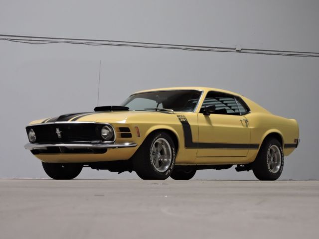 1970 Yellow Ford Mustang Coupe