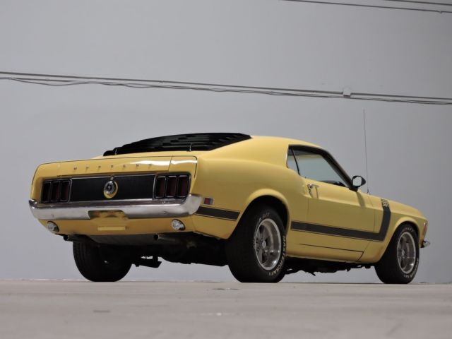 1970 Yellow Ford Mustang Coupe