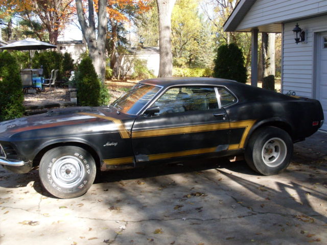 1970 Black Ford Mustang