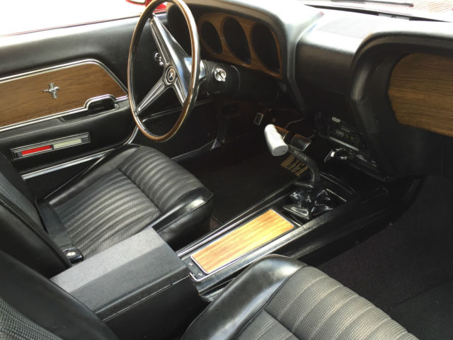 1970 white Ford Mustang sportroof