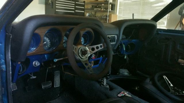 19700000 Yellow Ford Mustang Fastback