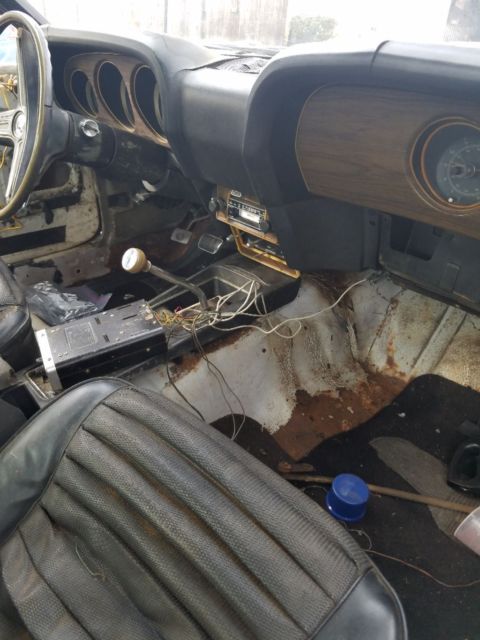 1970 White Ford Mustang Fastback