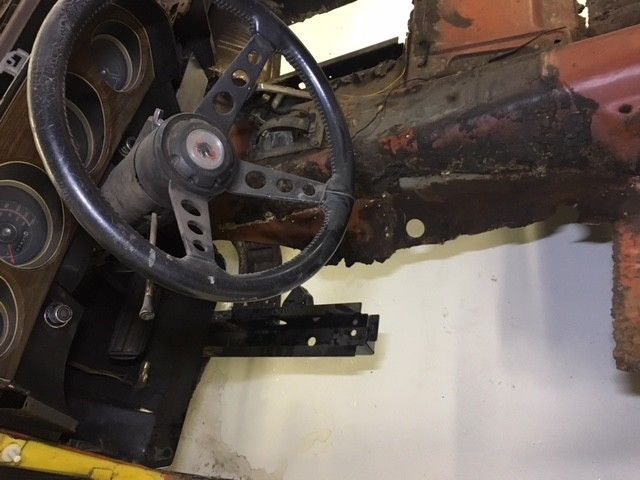 1970 Yellow Ford Mustang 2 door fastback