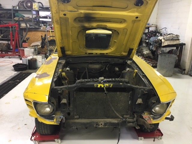 1970 Yellow Ford Mustang 2 door fastback