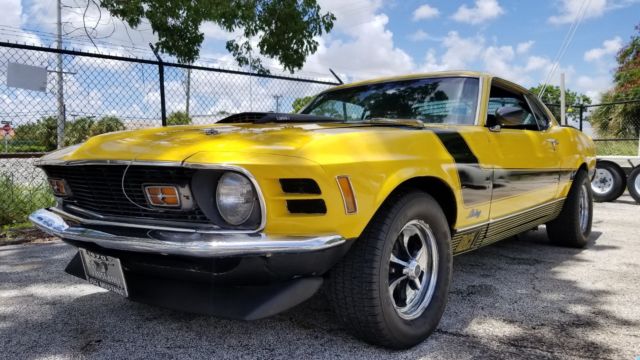 1970 Yellow Ford Mustang Fastback