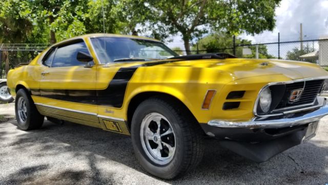 1970 Yellow Ford Mustang Fastback