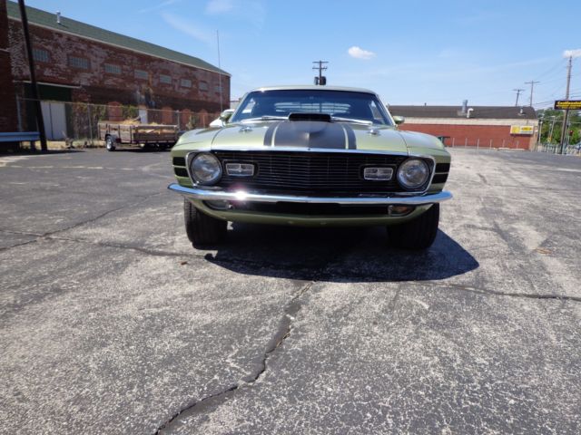 1970 Lime green metalic Ford Mustang Coupe