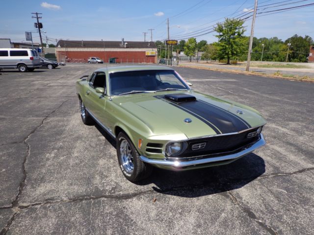 1970 Lime green metalic Ford Mustang Coupe