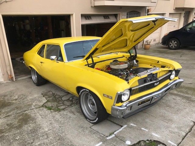 1970 Yellow Chevrolet Nova 2dr