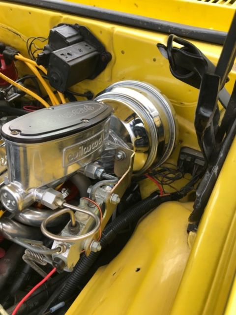 1970 Yellow Chevrolet Nova 2dr